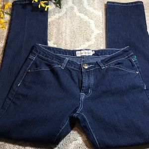 Blue Blue~~Skinny Jeans~Small Waist